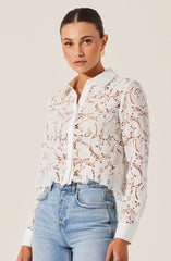 Isabis Floral Lace Top